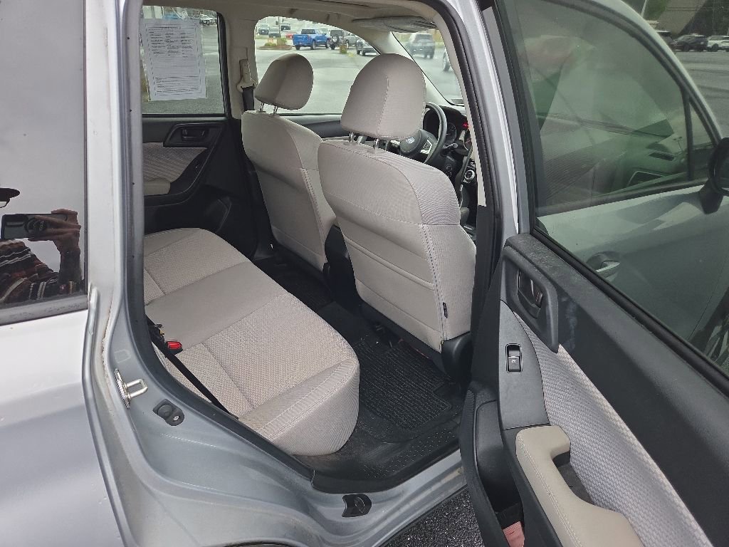 Used 2017 Subaru Forester 2.5i Premium w/ Rugged Package #1 AWD/4WD image 7