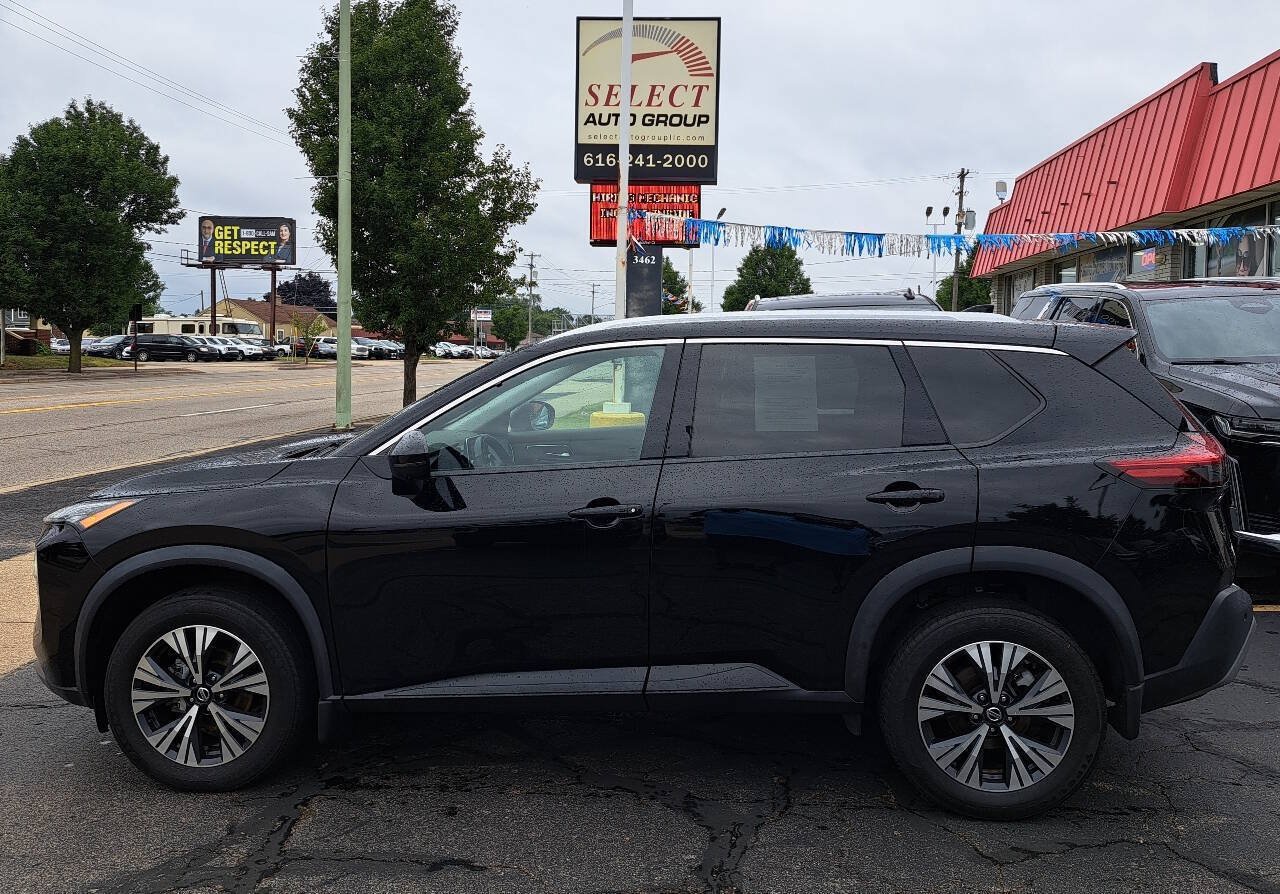Used 2021 Nissan Rogue SV w/ Premium Package