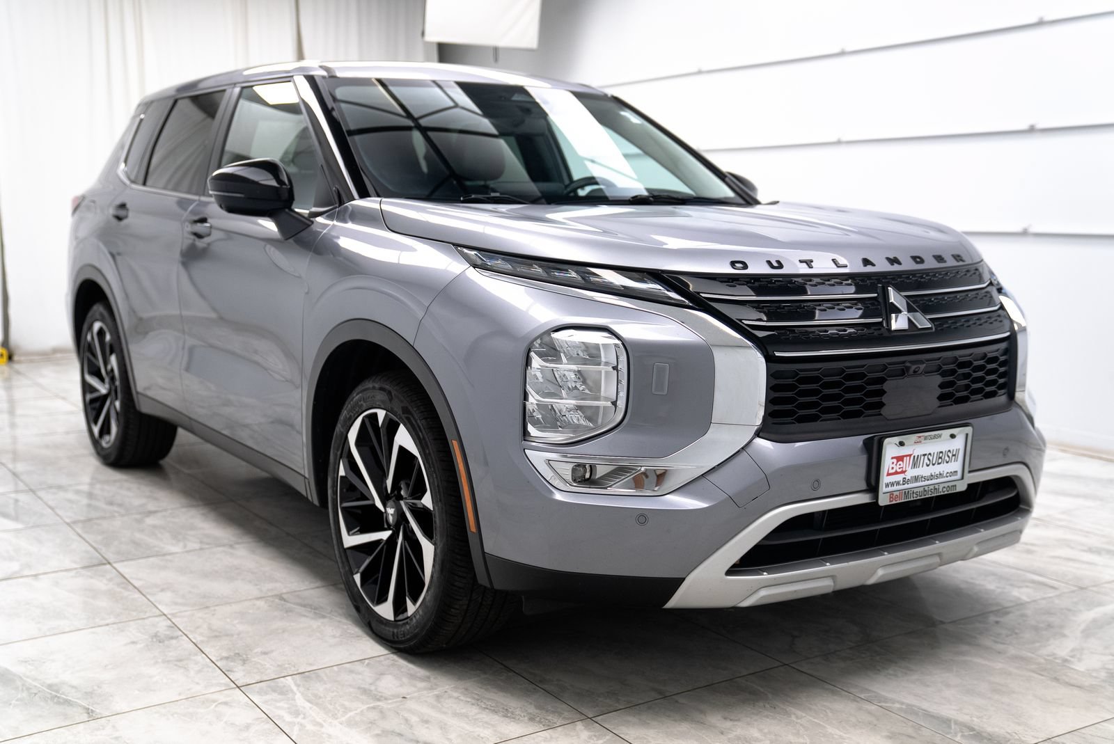 Used 2022 Mitsubishi Outlander SE AWD/4WD image 4