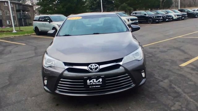 Used 2017 Toyota Camry LE image 6