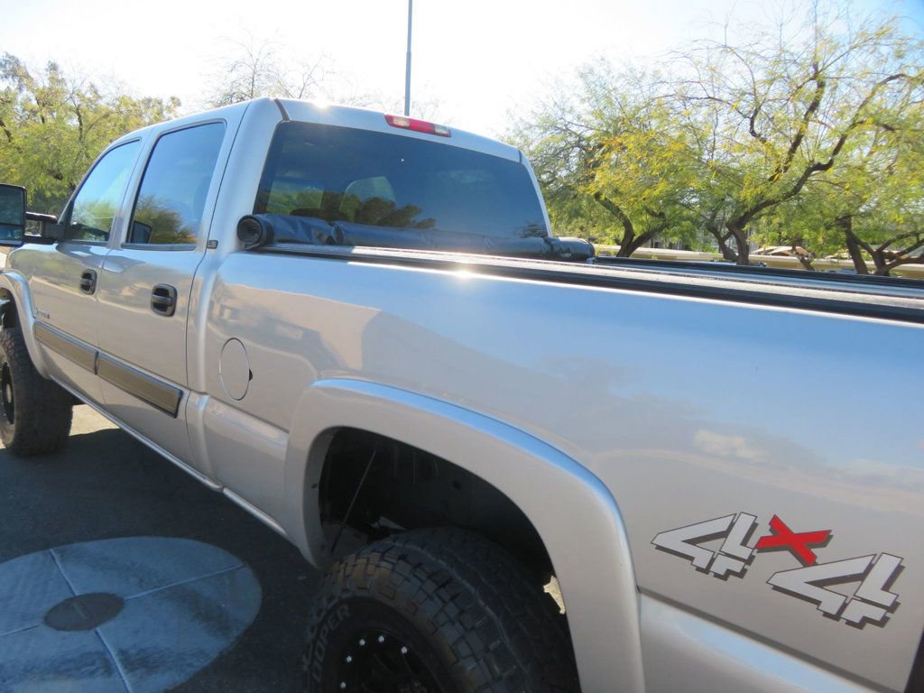 Used 2004 Chevrolet Silverado 2500 LS w/ Skid Plate Package AWD/4WD image 7