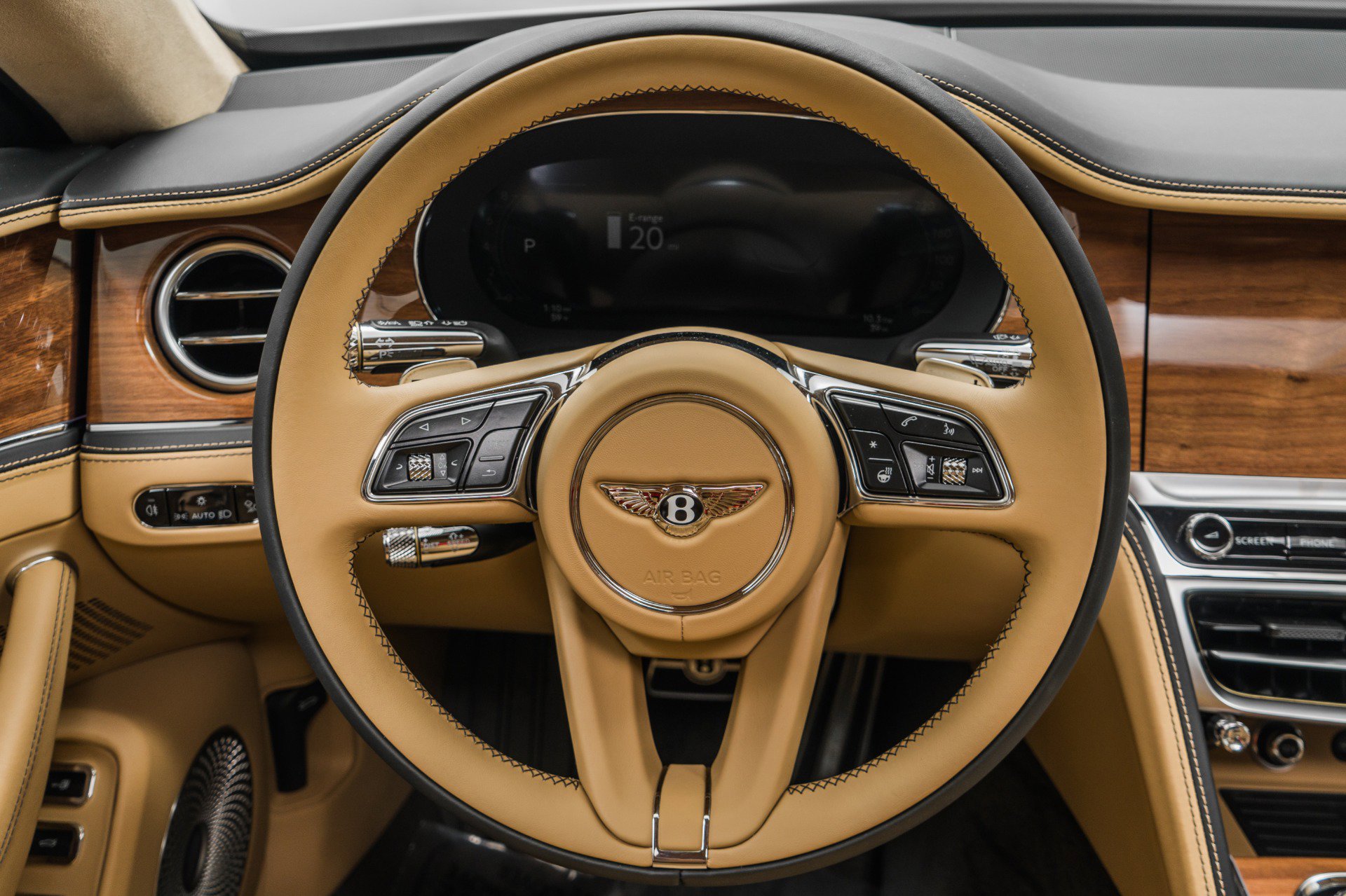 Used 2026 Bentley Flying Spur Plug-In Hybrid image 15