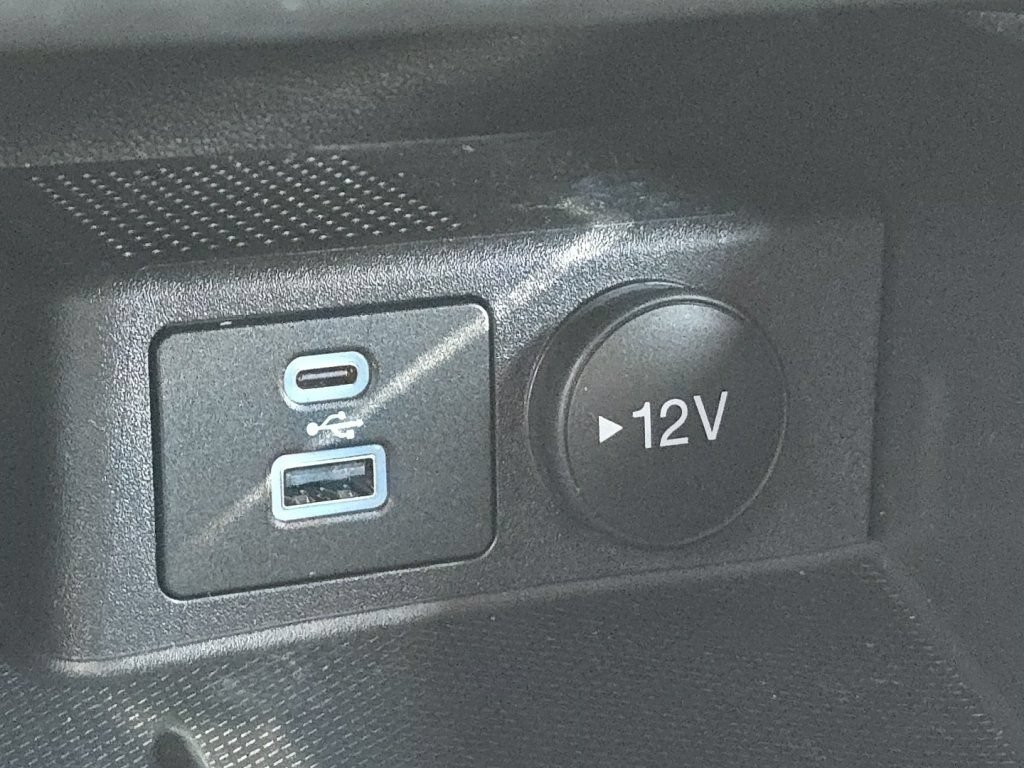 Used 2023 Ford Escape Active w/ Cold Weather Package FWD image 6