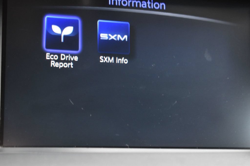 Used 2017 INFINITI QX30 AWD image 28