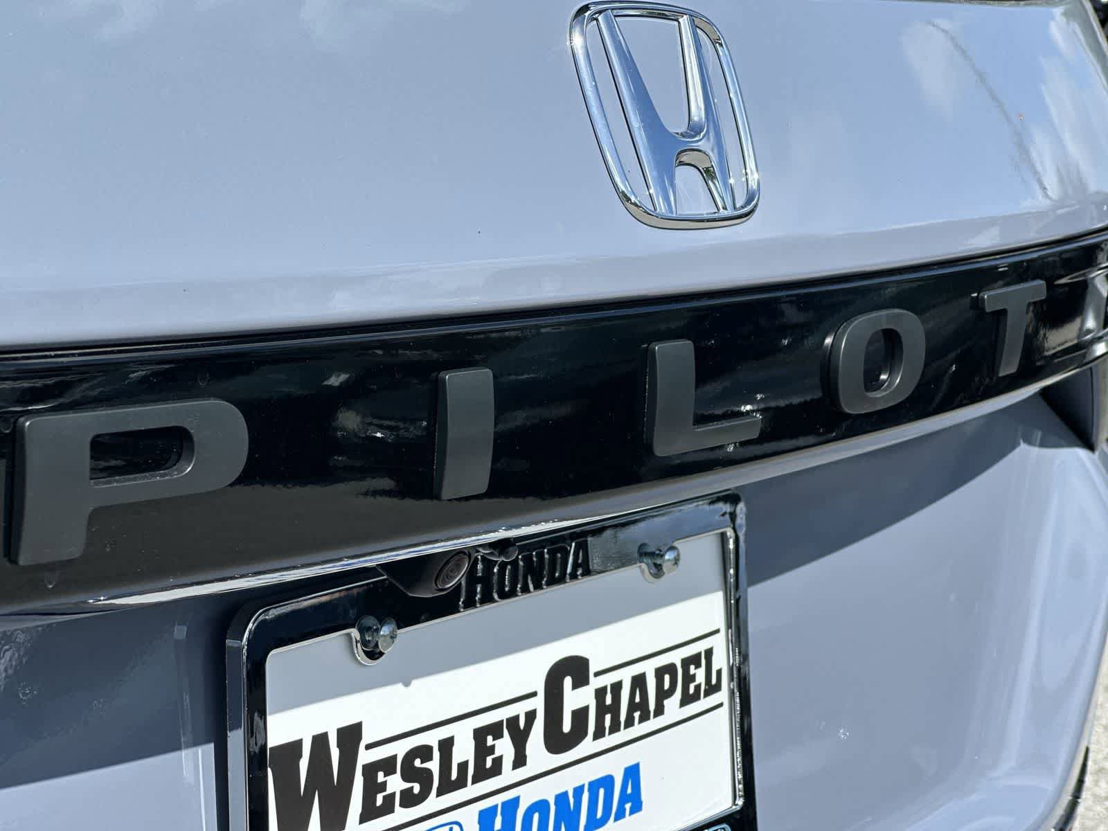 New 2026 Honda Pilot Sport image 11