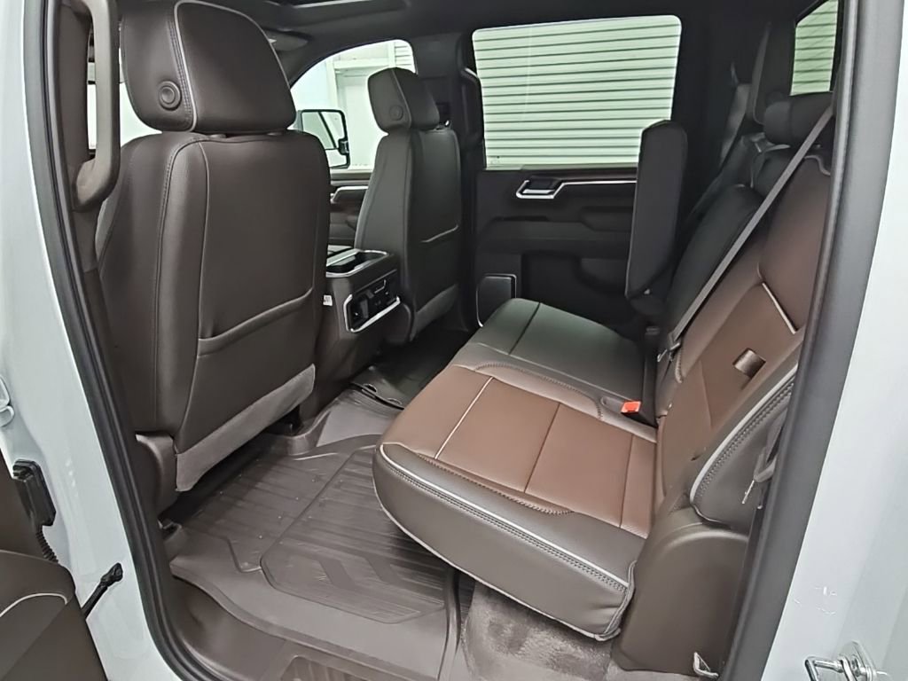 New 2026 GMC Sierra 2500 Denali w/ Denali Reserve Package image 33