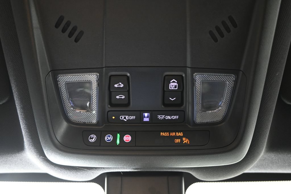 Used 2024 Chevrolet Equinox RS w/ RS Leather Package AWD/4WD image 32