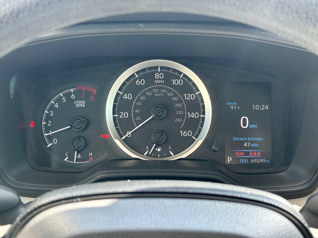 Used 2020 Toyota Corolla LE FWD image 28