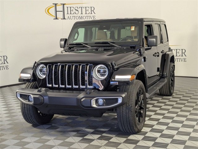 Used 2021 Jeep Wrangler Unlimited Sahara w/ Cold Weather Group image 4