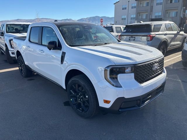 New 2026 Ford Maverick Lariat w/ Black Appearance Package