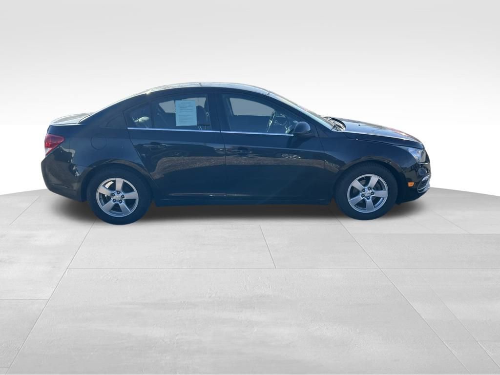 Used 2015 Chevrolet Cruze LT image 7