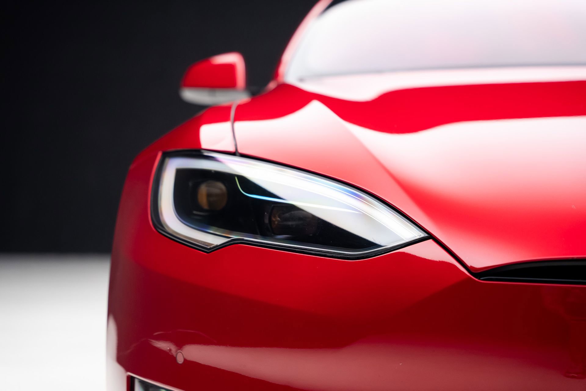 Used 2022 Tesla Model S Plaid image 9