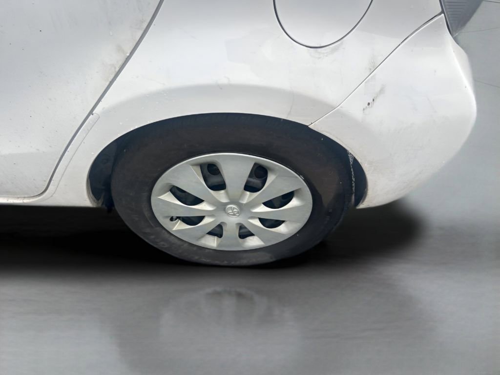 Used 2012 Toyota Prius C Two image 17