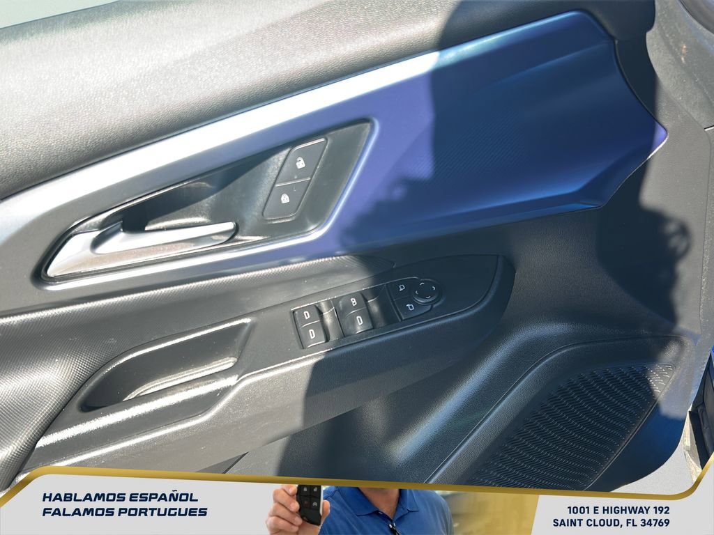 Certified 2025 Chevrolet Equinox EV LT w/ Convenience Package FWD image 11