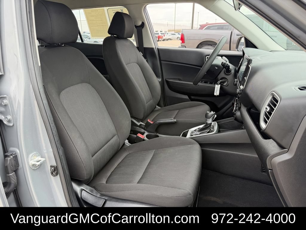Used 2021 Hyundai Venue SE w/ Cargo Package FWD image 29