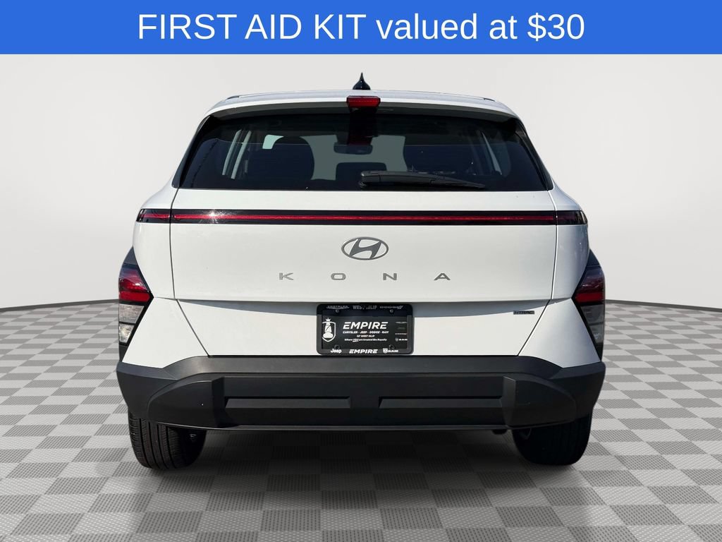 Used 2024 Hyundai Kona SE AWD/4WD image 6