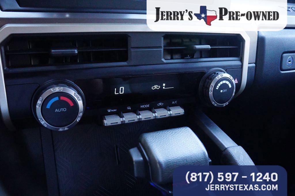 Used 2024 Toyota Tacoma TRD Off-Road image 13