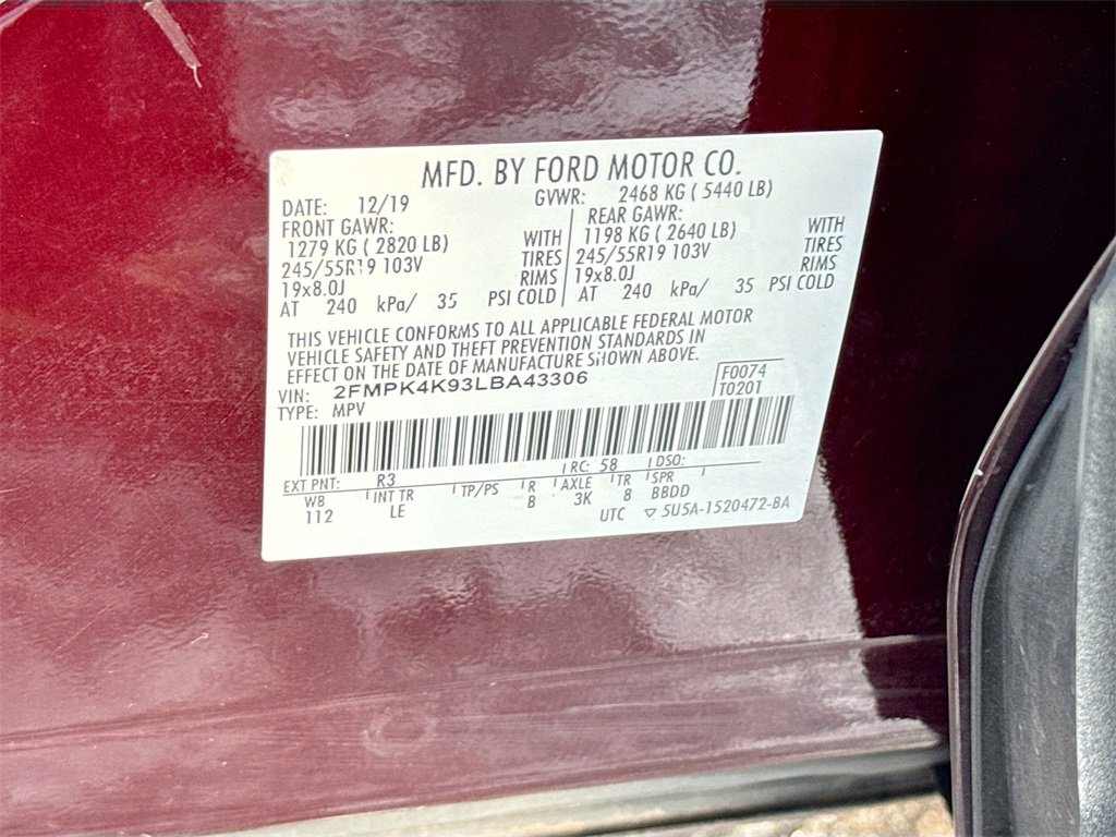 Used 2020 Ford Edge Titanium w/ Class II Trailer Tow Package image 30