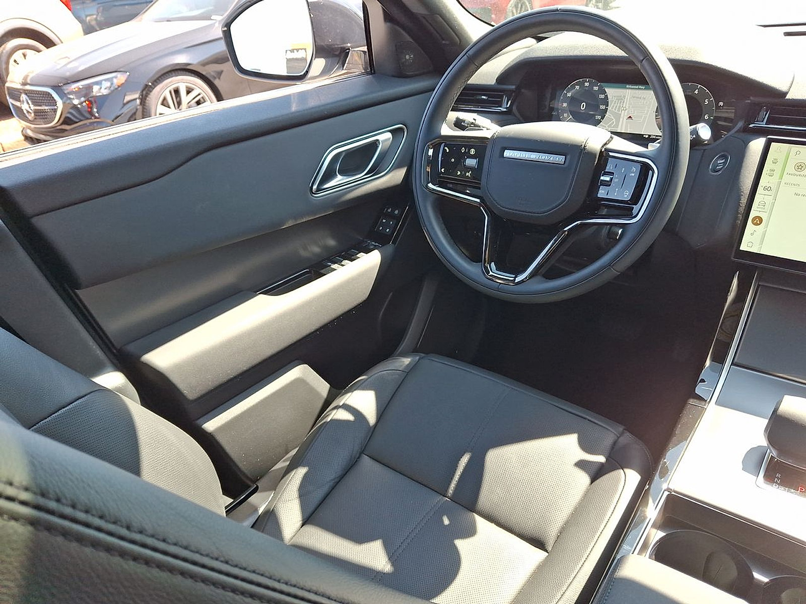 Certified 2026 Land Rover Range Rover Velar S AWD/4WD image 15