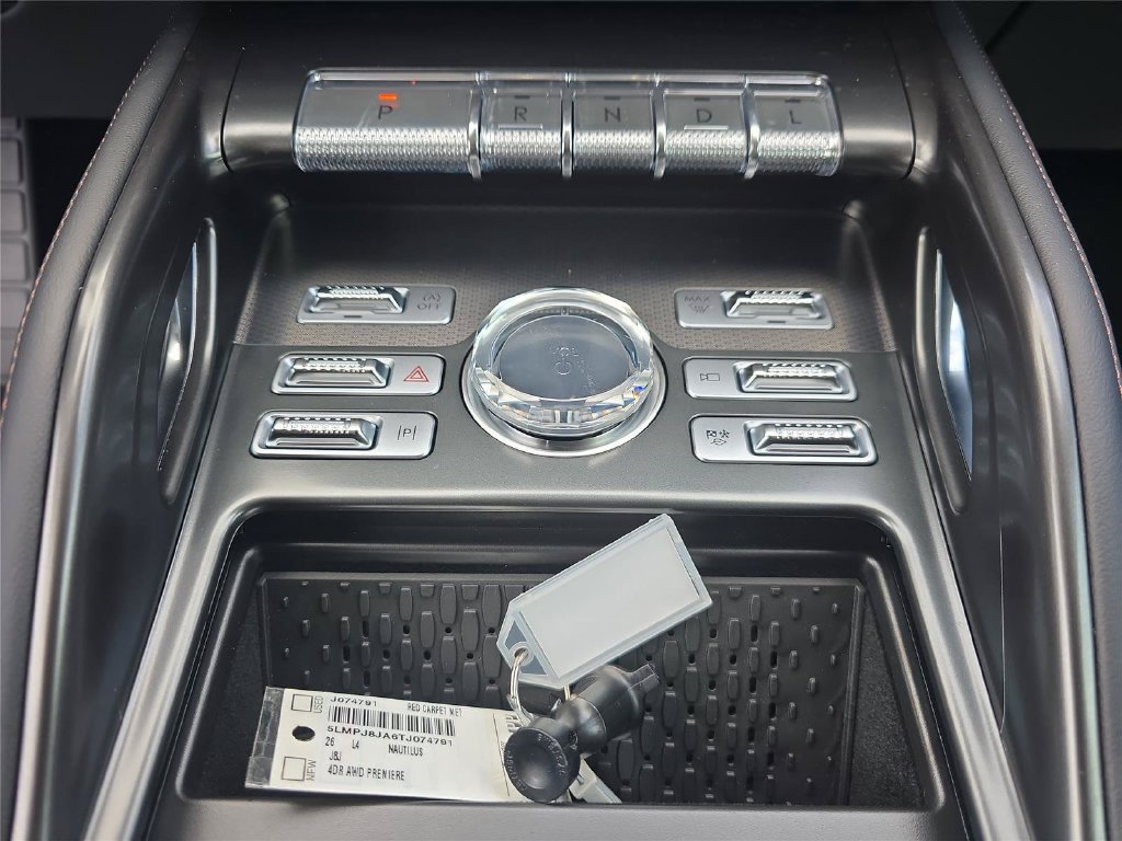 New 2026 Lincoln Nautilus Premier AWD/4WD image 17