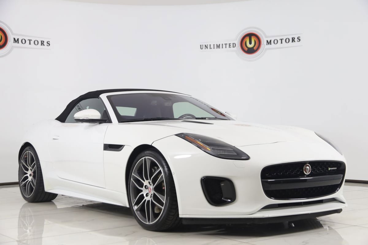 Used 2018 Jaguar F-TYPE R-Dynamic RWD image 28