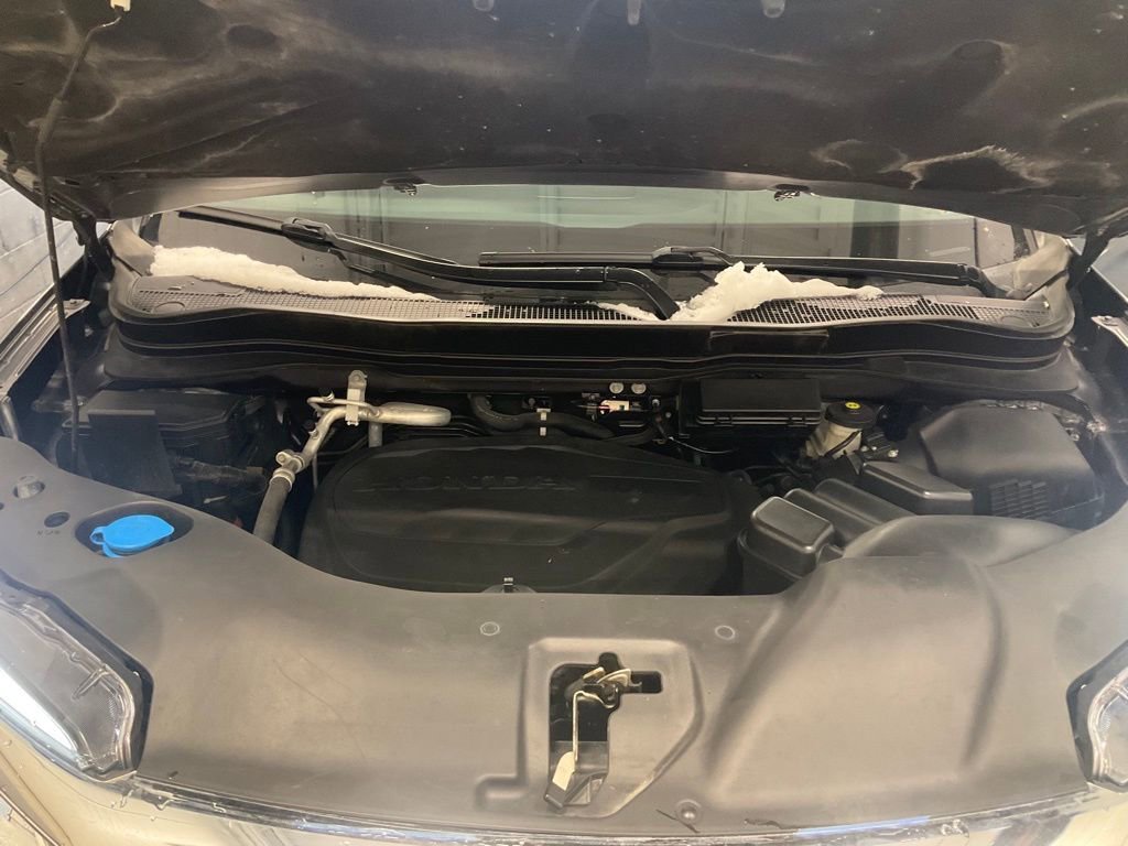 Used 2022 Honda Pilot Touring image 9