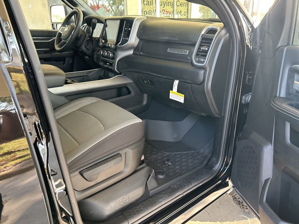 Used 2024 RAM 3500 Big Horn w/ Bed Utility Group image 26