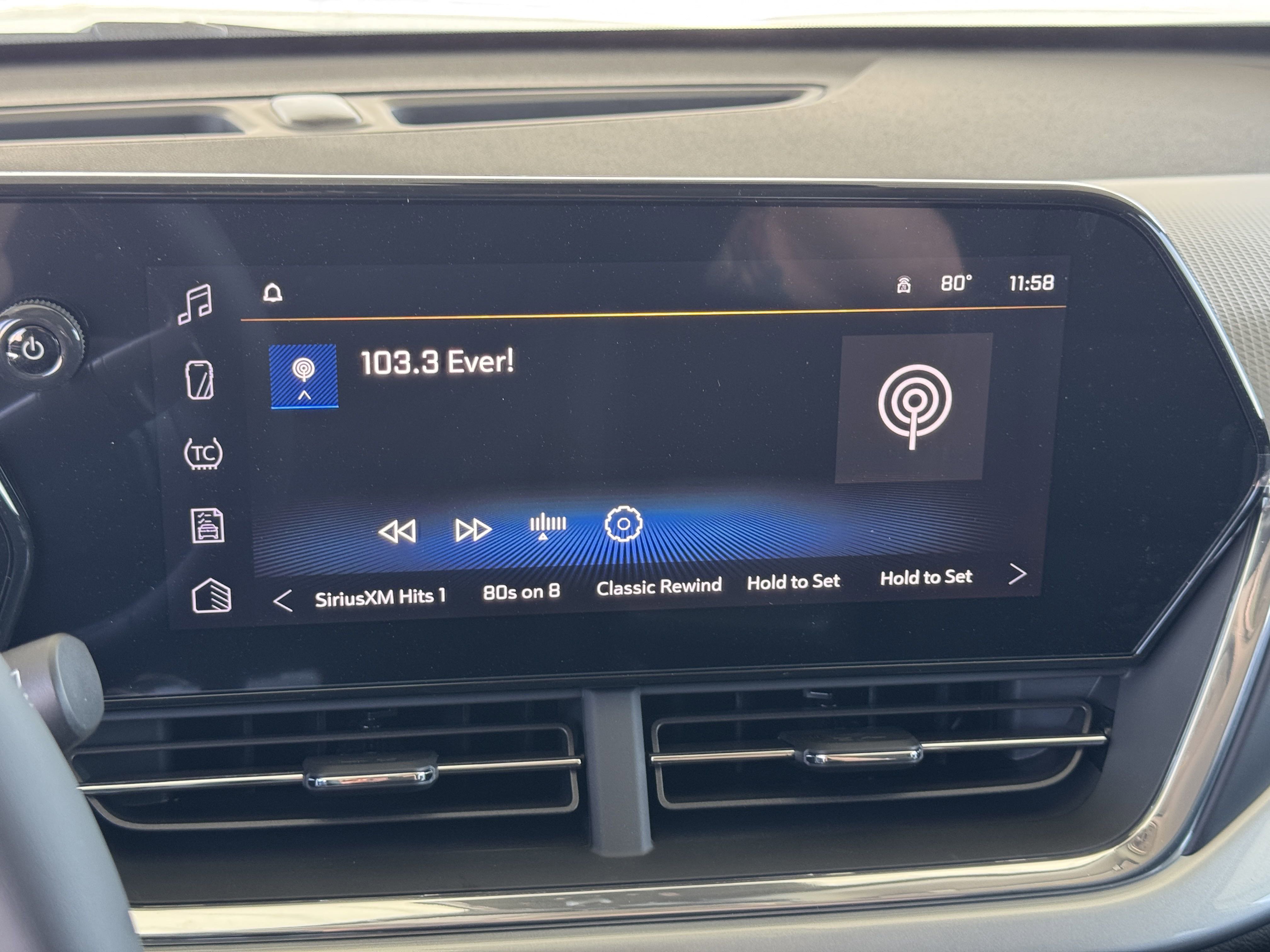 New 2025 Chevrolet Trax LT w/ Driver Confidence Package image 19