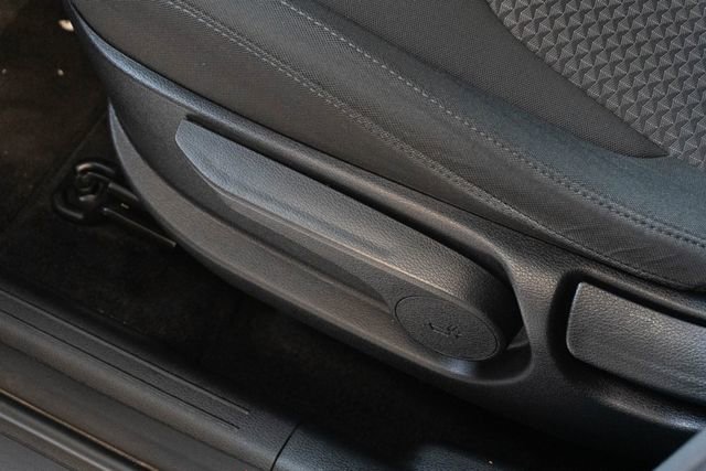 Used 2024 Kia Sportage LX image 12