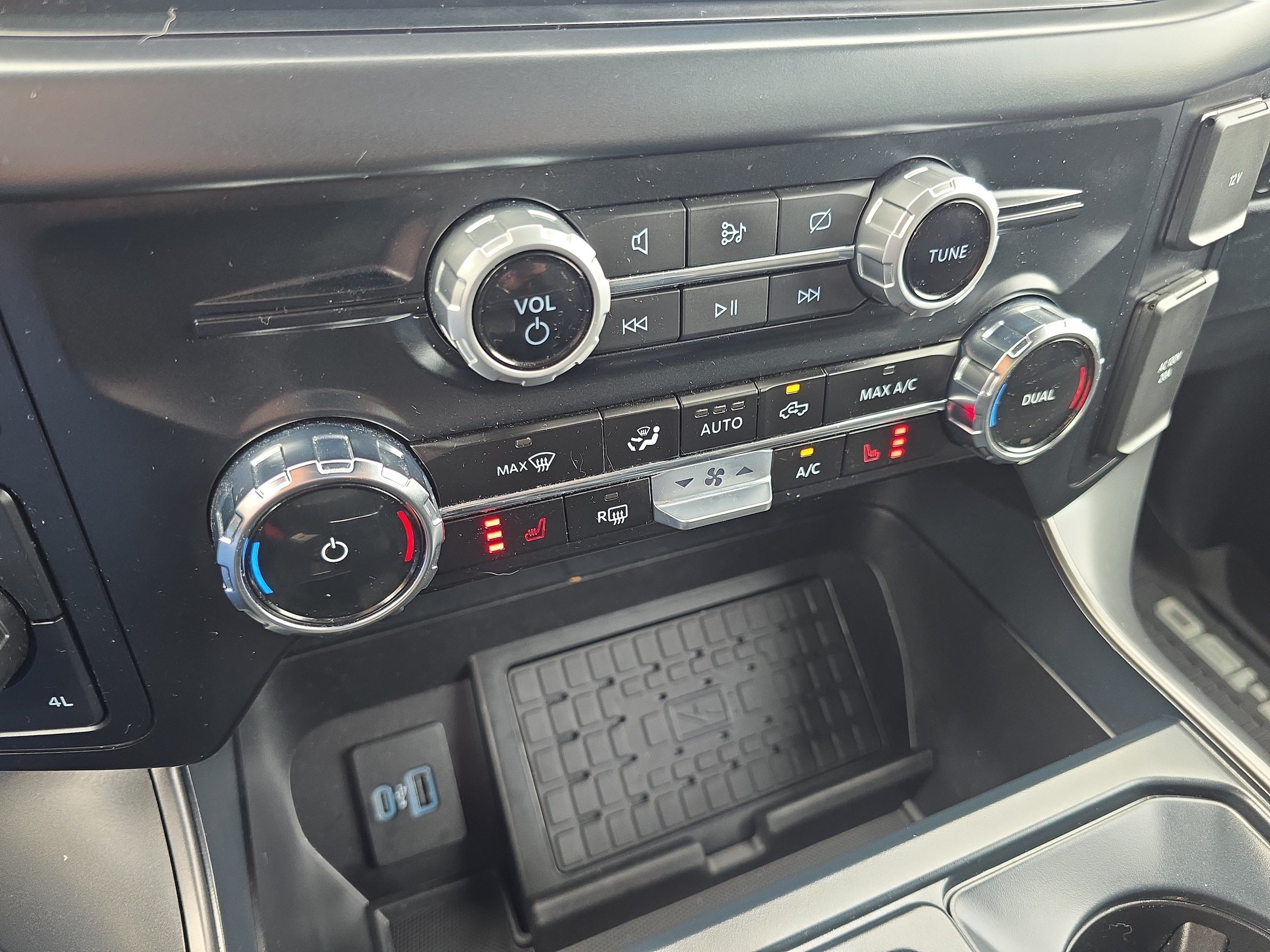 Used 2024 Ford F150 XLT w/ Equipment Group 302A MID AWD/4WD image 14