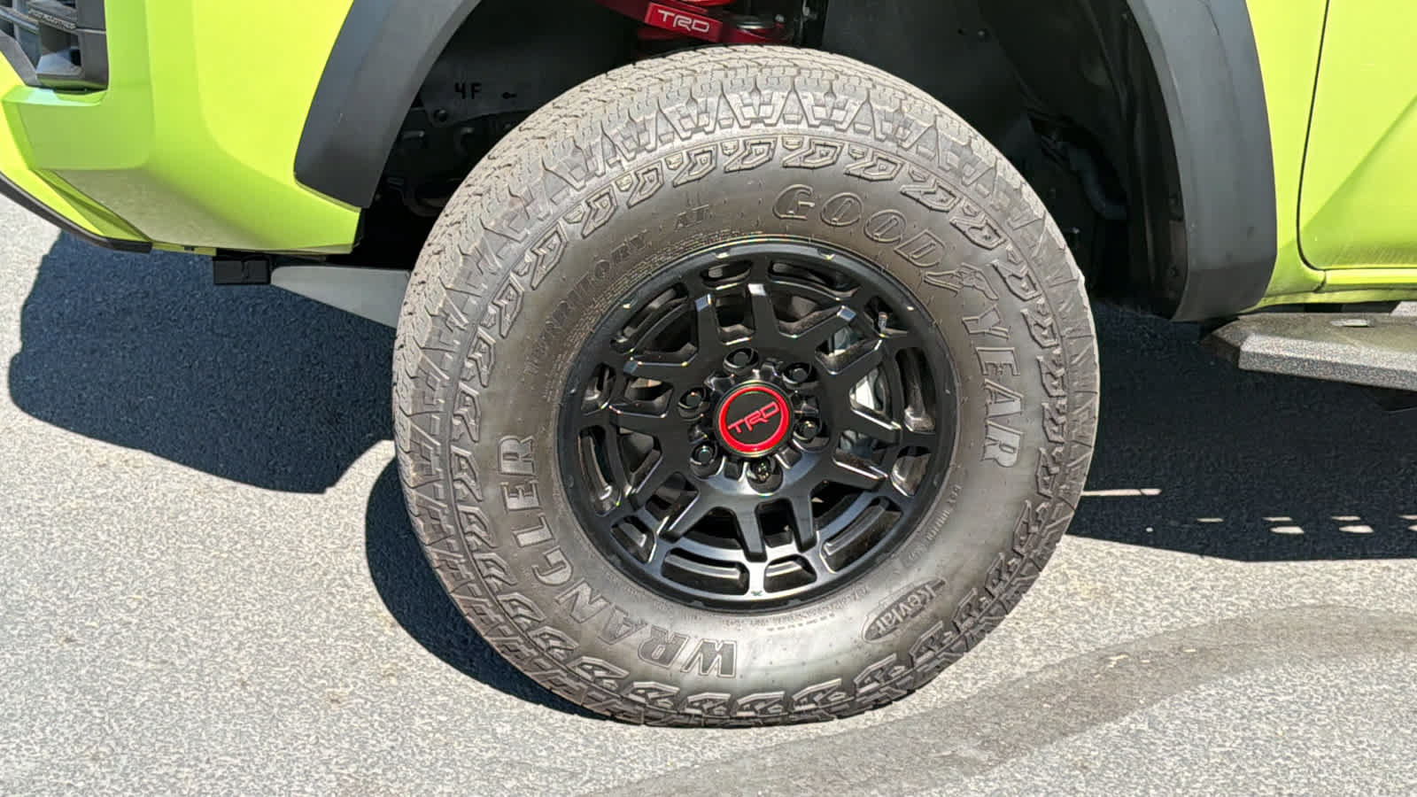 Used 2022 Toyota Tacoma TRD Pro AWD/4WD image 9