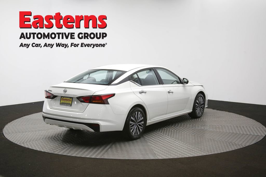 Used 2025 Nissan Altima 2.5 SV image 40