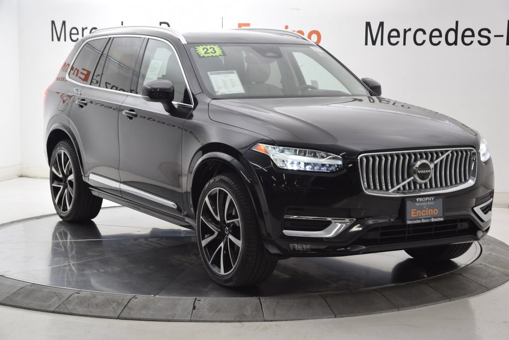 Used 2023 Volvo XC90 B5 Plus w/ Protection Package Premier AWD/4WD image 8