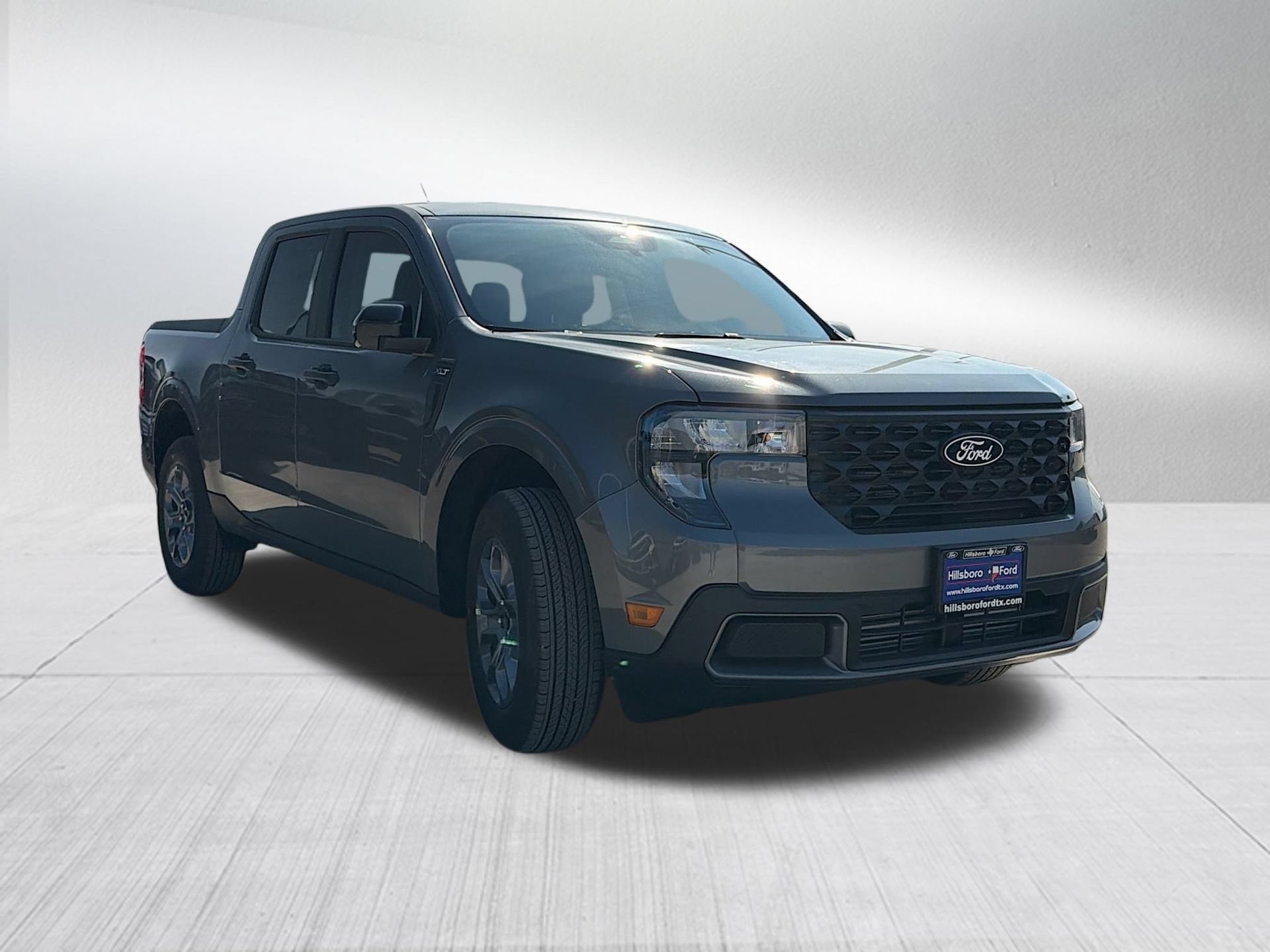 New 2026 Ford Maverick XLT w/ XLT Luxury Package AWD/4WD image 3