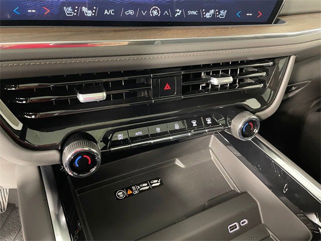 New 2026 Chevrolet Suburban High Country image 6