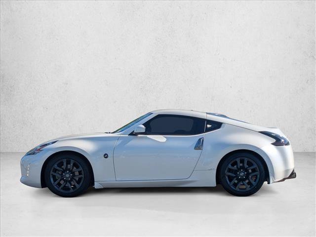 Used 2020 Nissan 370Z Coupe RWD image 9