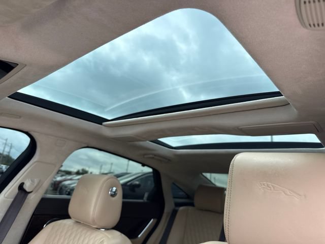 Used 2017 Jaguar XJ L Portfolio AWD/4WD image 21