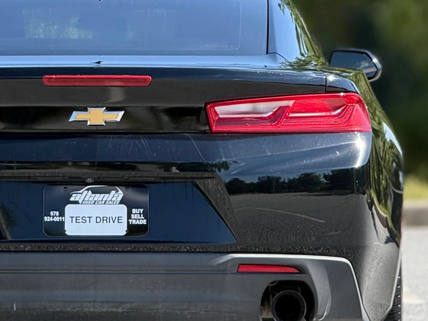 Used 2017 Chevrolet Camaro LT RWD image 17