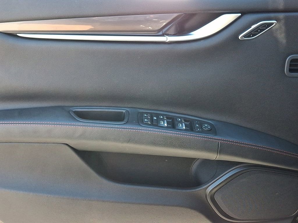 Used 2017 Maserati Ghibli image 11