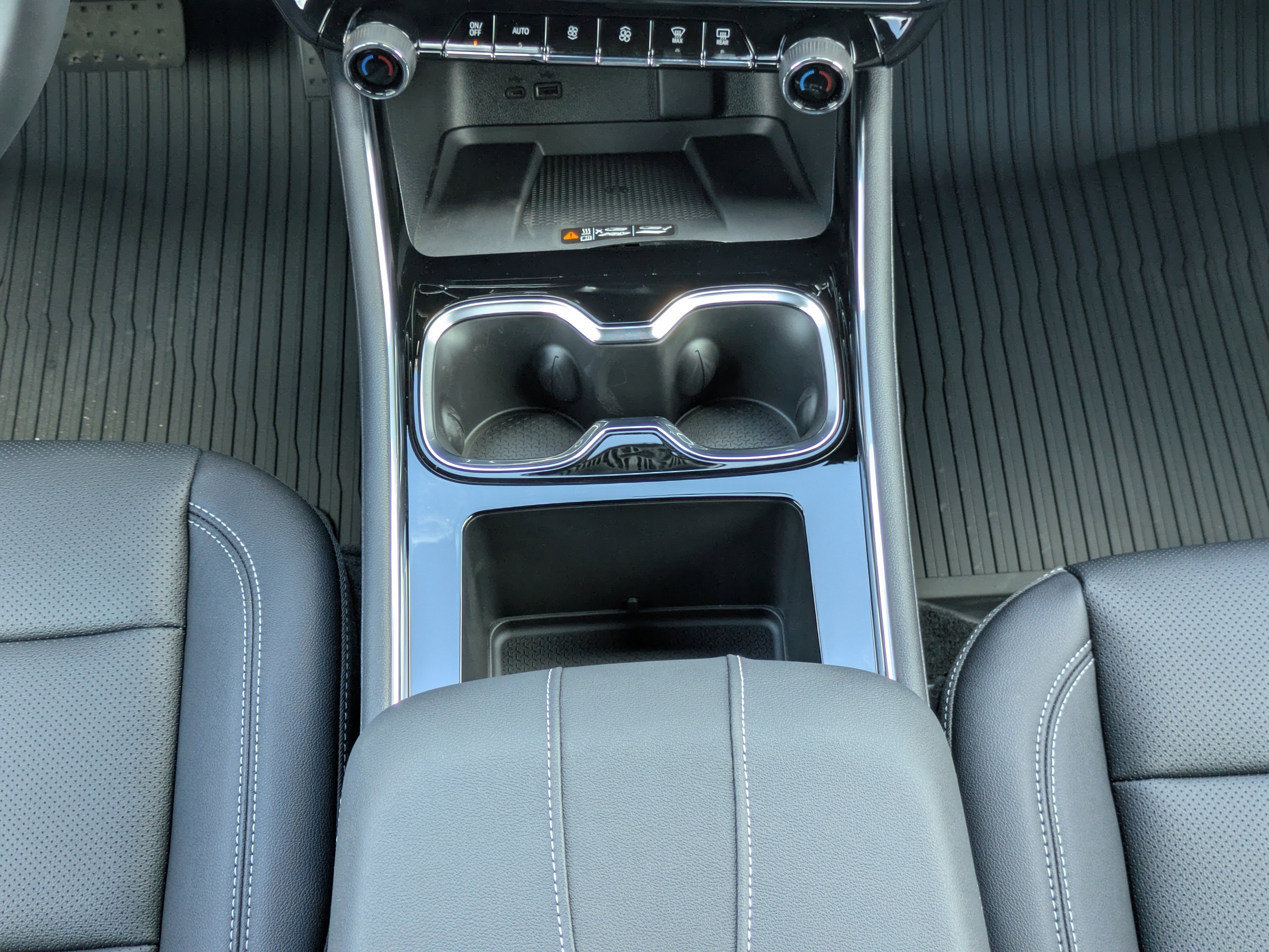 New 2026 Chevrolet Traverse LT w/ Driver Confidence Package image 6