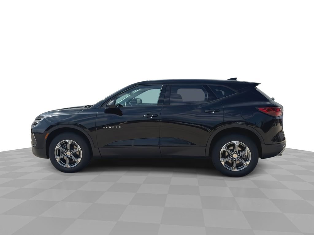 Certified 2023 Chevrolet Blazer LT w/ Driver Confidence Package AWD/4WD image 5