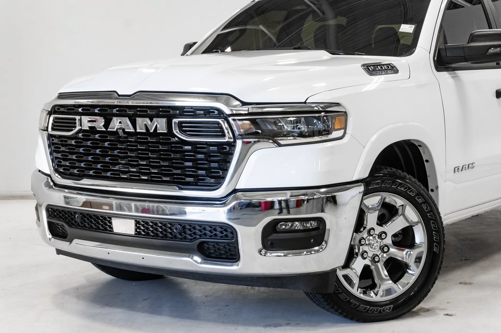 Used 2025 RAM 1500 Big Horn AWD/4WD image 2