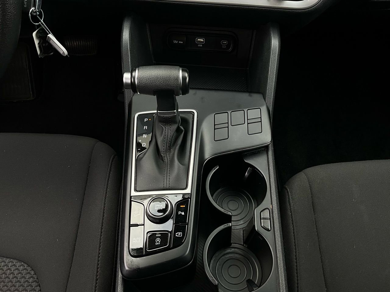 Used 2025 Kia Sportage LX image 14