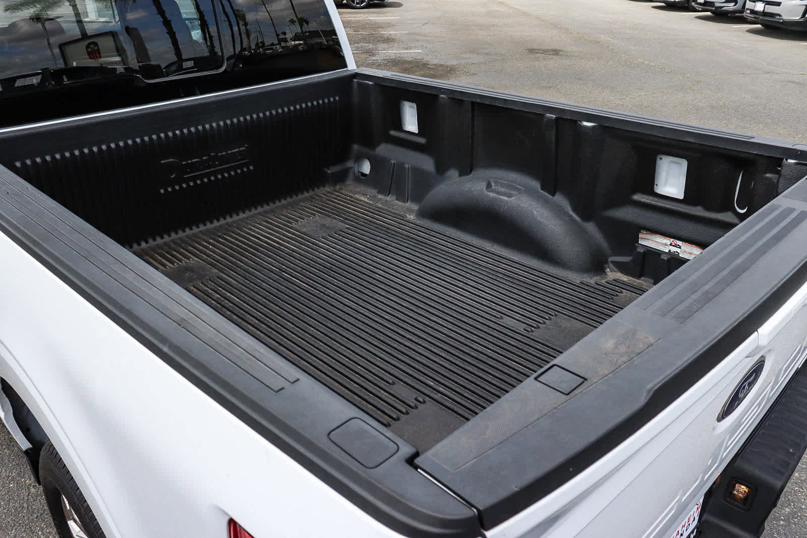 Used 2023 Ford F150 Lariat RWD image 11