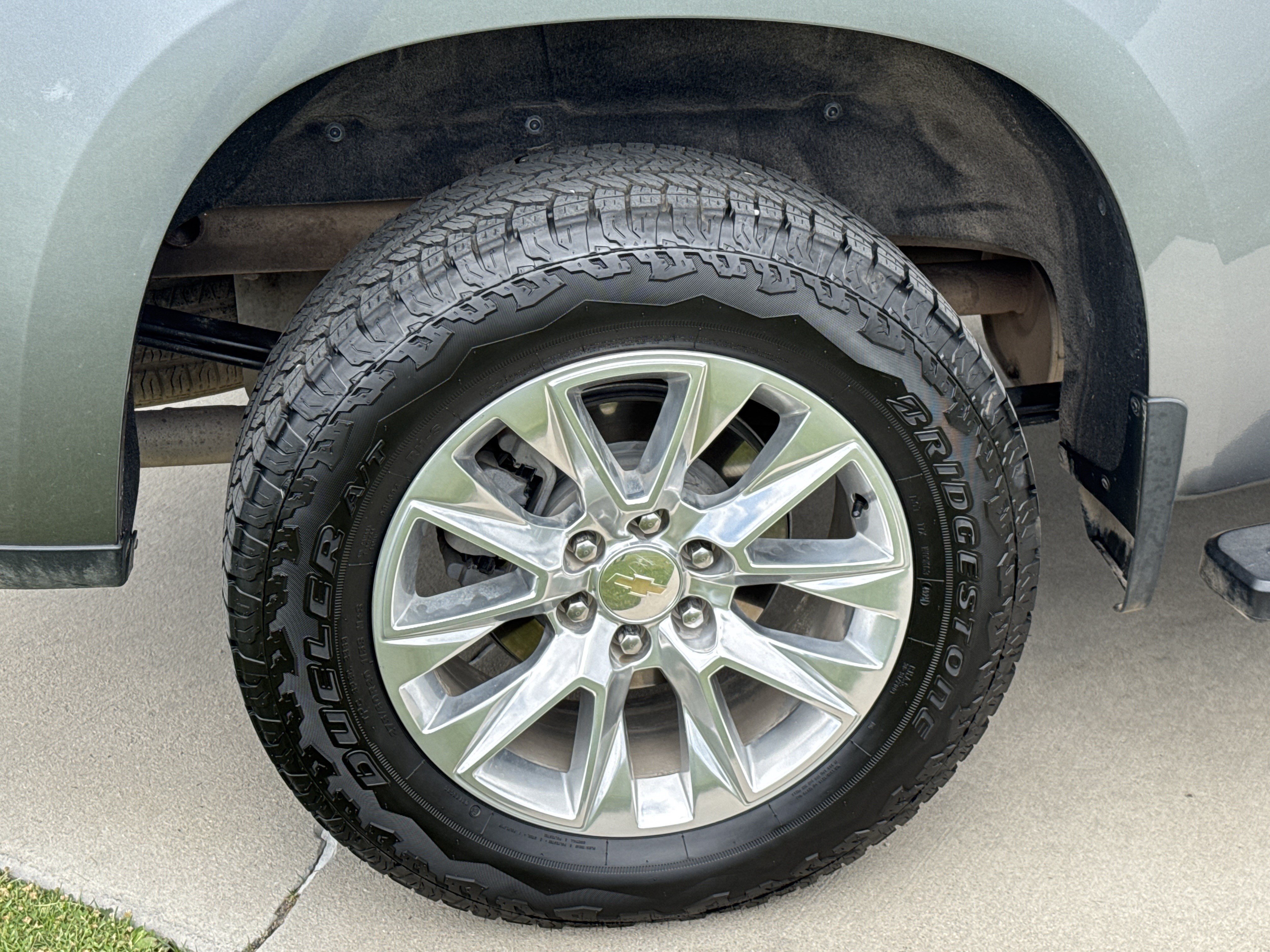 Used 2021 Chevrolet Silverado 1500 LTZ w/ Safety Package II AWD/4WD image 13