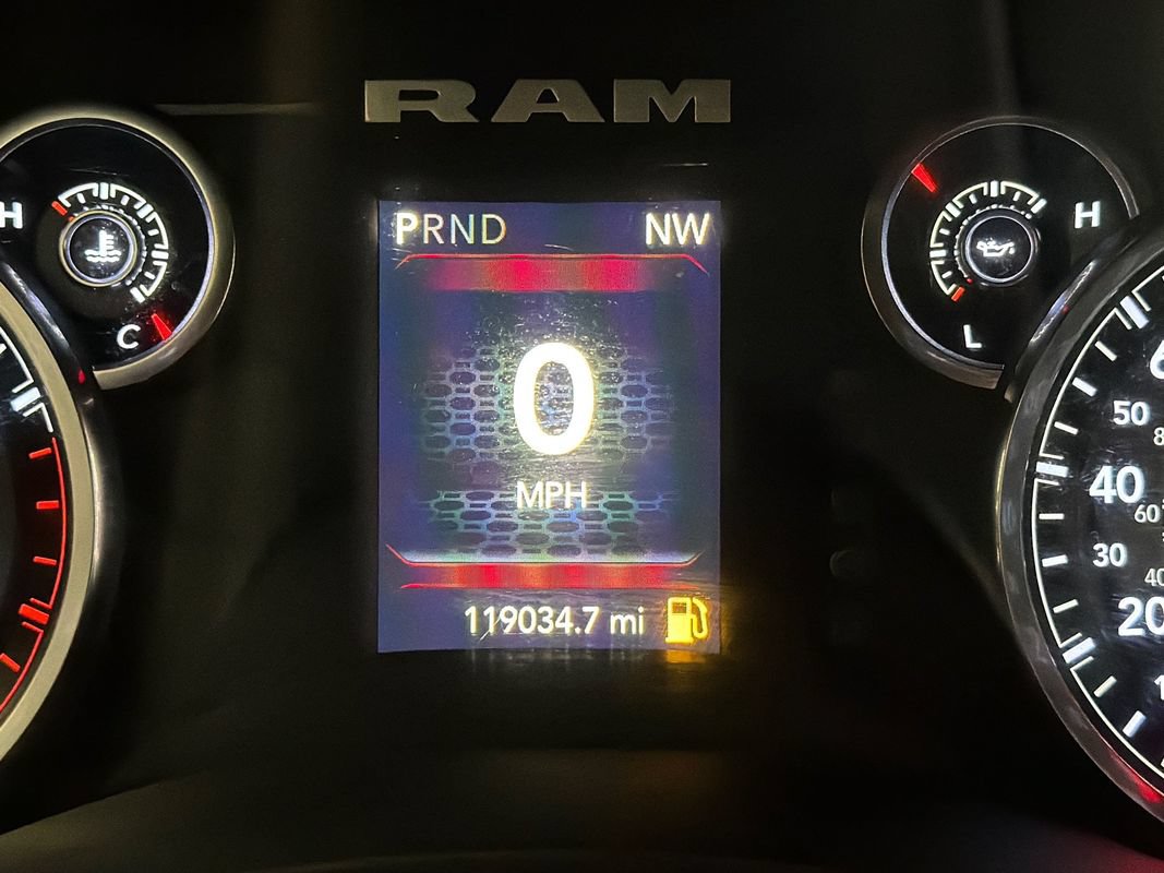 Used 2024 RAM 3500 Tradesman w/ Chrome Appearance Group AWD/4WD image 19