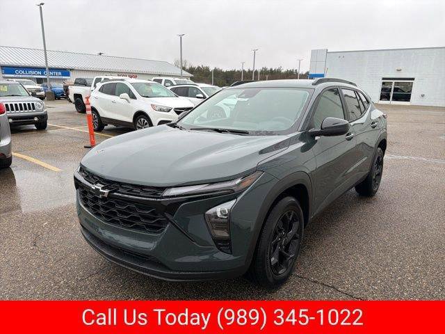 New 2026 Chevrolet Trax LT w/ Midnight Edition image 6