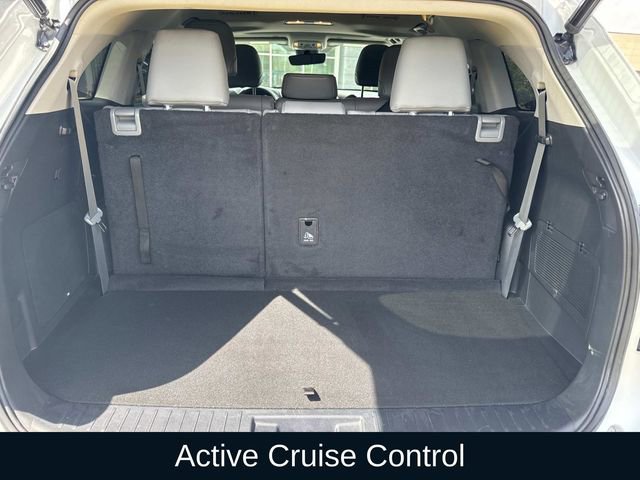 Used 2023 Toyota Highlander Limited image 13