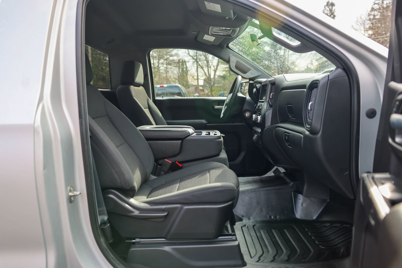 Used 2021 GMC Sierra 1500 2WD Regular Cab w/ Convenience Package image 9