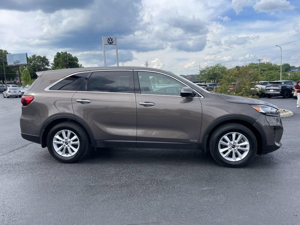 Used 2019 Kia Sorento AWD image 4